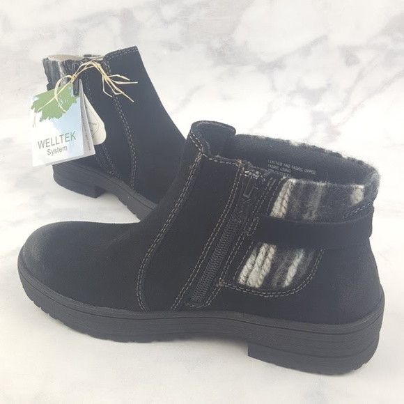 Earth Origins Water Repel Black Suede Ankle Boots - Picture 3 of 8